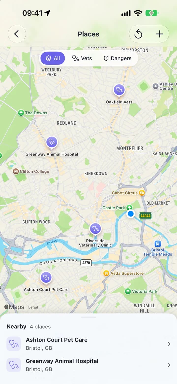Vets and places nearby — Find vets and spot danger reports near you